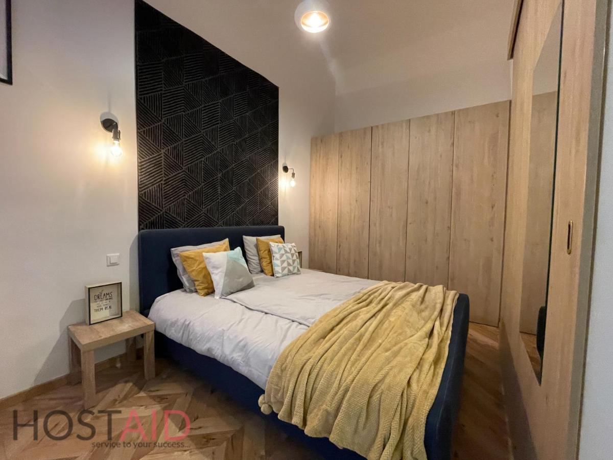 M10 Apartment - Hostaid Budapest Exterior foto